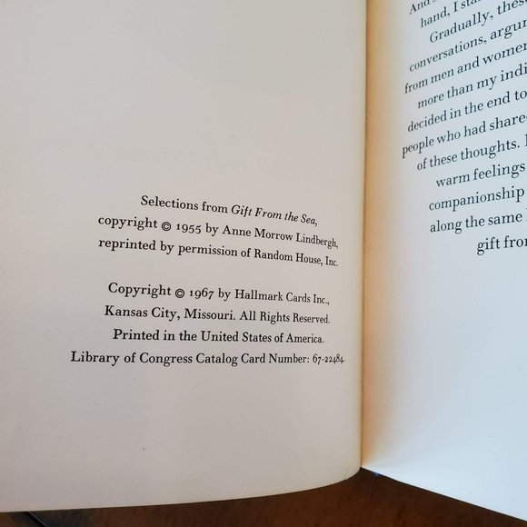 Vintage Book, Selections From Gift From the Sea Anne Morrow Lindbergh Bill Greer - Picture 5 of 8